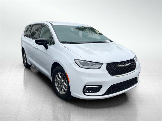 2024 Chrysler Pacifica