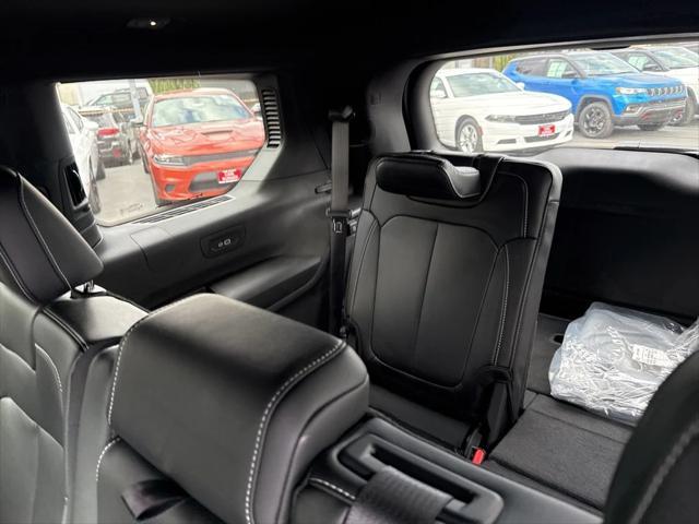 Photo of 2025 Bright White Clearcoat Jeep Grand Cherokee L