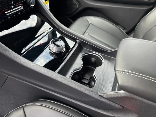 Photo of 2025 Bright White Clearcoat Jeep Grand Cherokee L