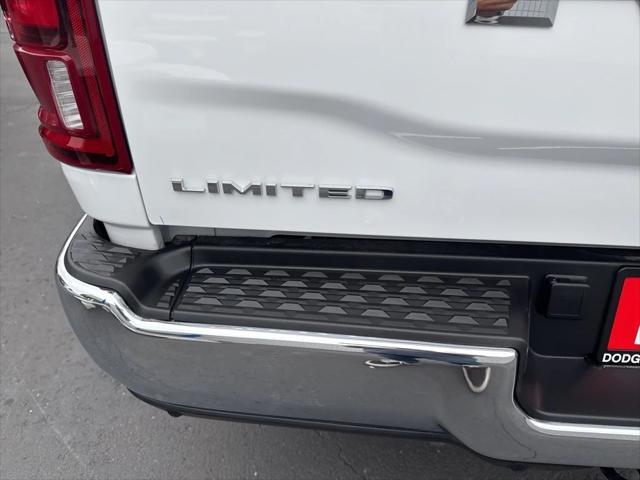 Photo of 2025 Bright White RAM 2500