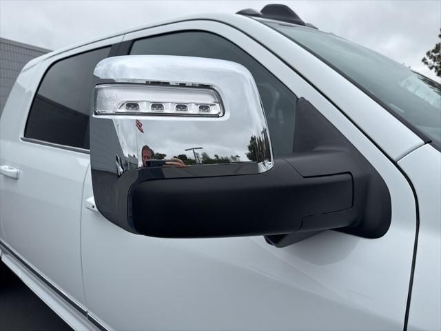 Photo of 2025 Bright White RAM 2500