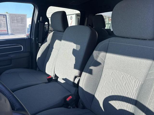 Photo of 2024 Diamond Black Crystal Pearlcoat RAM 2500