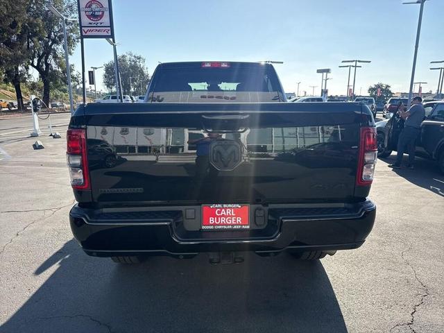 Photo of 2024 Diamond Black Crystal Pearlcoat RAM 2500