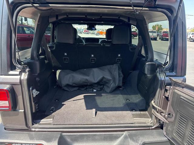 Photo of 2024 Granite Crystal Jeep Wrangler