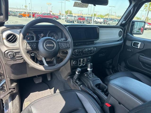 Photo of 2024 Granite Crystal Jeep Wrangler