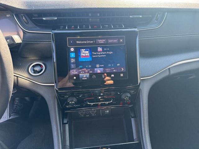 Photo of 2024 Baltic Gray Jeep Grand Cherokee