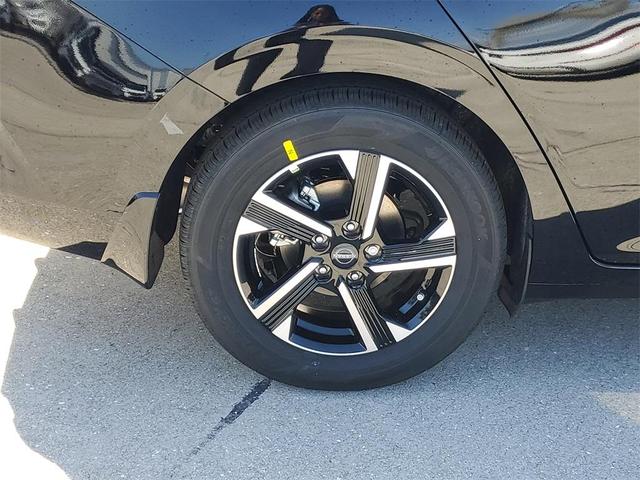 Photo of 2025 Black Nissan Sentra