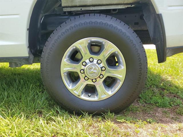 Photo of 2024 Bright White Clearcoat RAM 2500