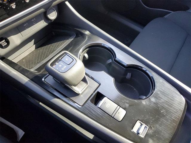 Photo of 2025 Scarlet Ember Nissan Rogue