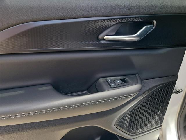 Photo of 2024 Silver Zynith Jeep Grand Cherokee