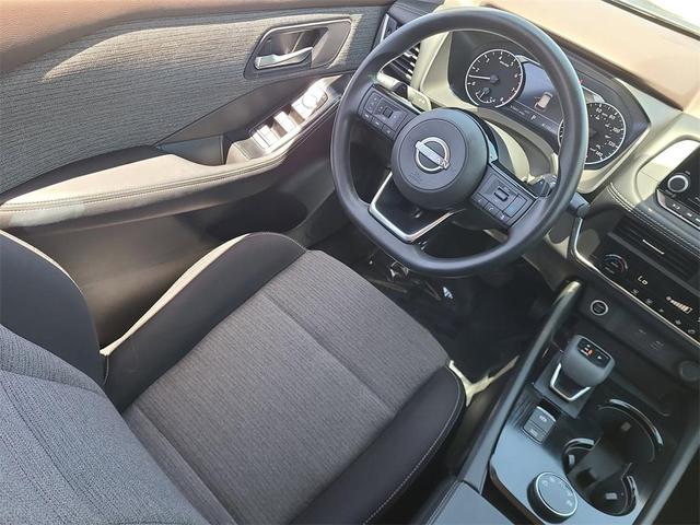 Photo of 2023 Gun Metallic Nissan Rogue