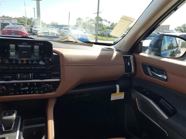 Photo of 2025 Black Nissan Pathfinder
