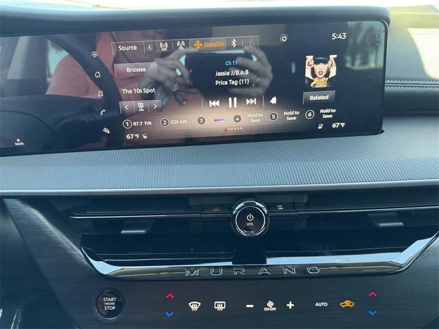 Photo of 2025 Everest White P Nissan Murano