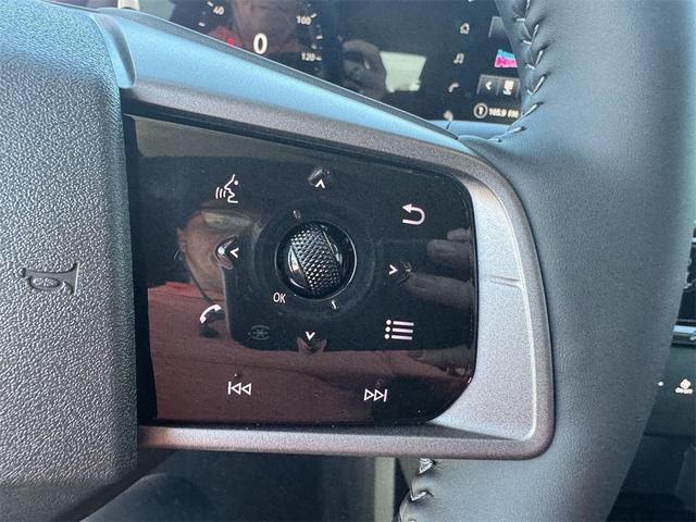 Photo of 2025 Everest White P Nissan Murano