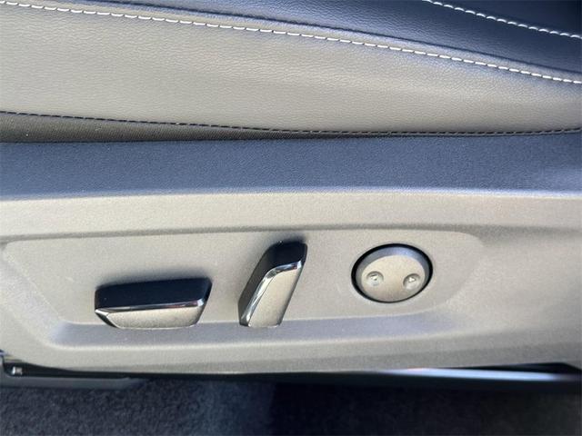 Photo of 2025 Everest White P Nissan Murano