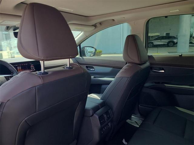 Photo of 2025 Black Nissan Murano