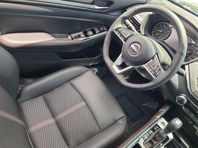 Photo of 2025 Bluestone Pearl Nissan Altima