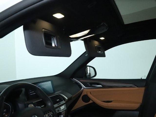 Photo of 2021 Mineral White Metallic BMW X3