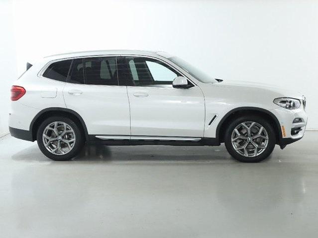 Photo of 2021 Mineral White Metallic BMW X3