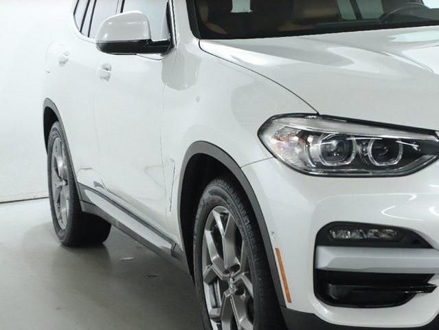 Photo of 2021 Mineral White Metallic BMW X3