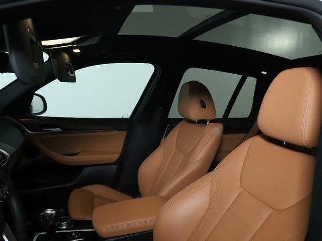 Photo of 2021 Mineral White Metallic BMW X3