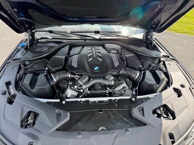Photo of 2024 Tanzanite Blue II Metallic BMW M850