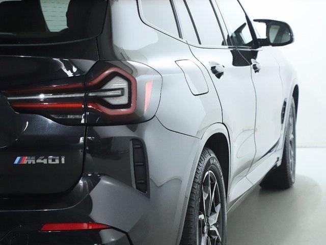 Photo of 2022 Black Sapphire Metallic BMW X3