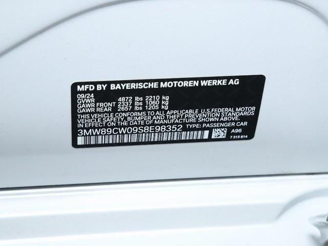 Photo of 2025 Mineral White Metallic BMW 330