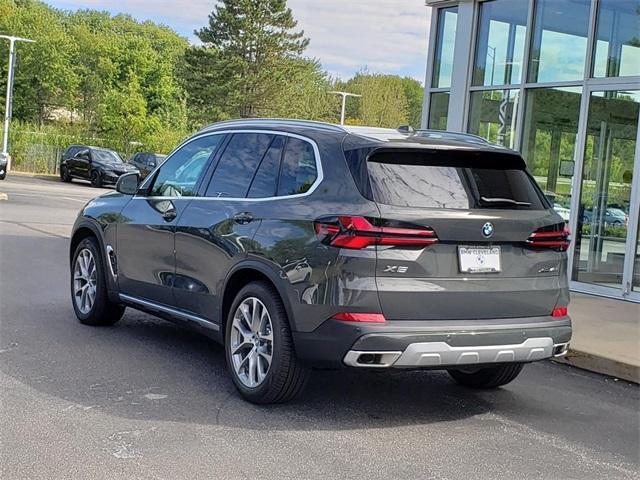 Photo of 2026 Dravit Gray Metallic BMW X5