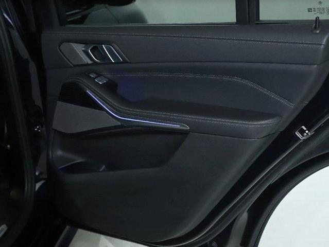 Photo of 2023 Carbon Black Metallic BMW X7