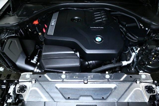 Photo of 2022 Jet Black BMW 330