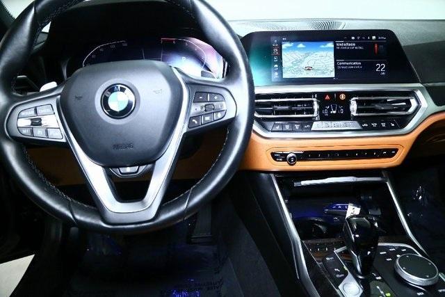 Photo of 2022 Jet Black BMW 330