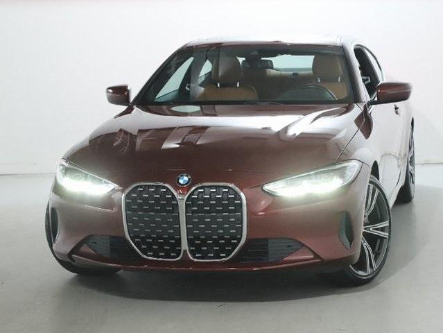 Photo of 2022 Aventurin Red Metallic BMW 430
