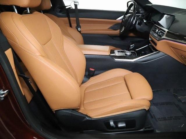 Photo of 2022 Aventurin Red Metallic BMW 430
