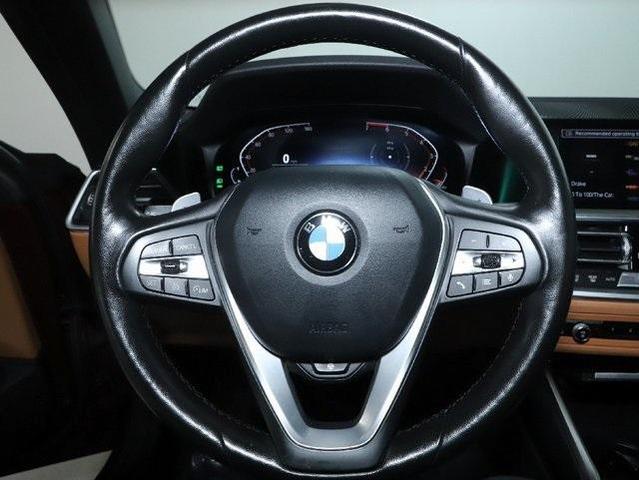 Photo of 2022 Aventurin Red Metallic BMW 430