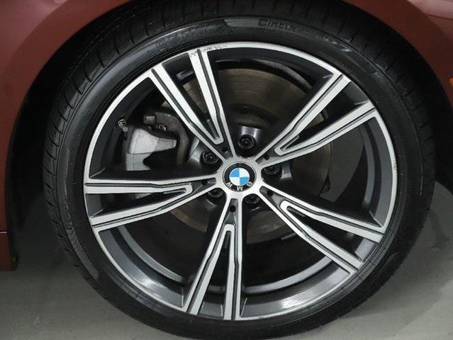 Photo of 2022 Aventurin Red Metallic BMW 430
