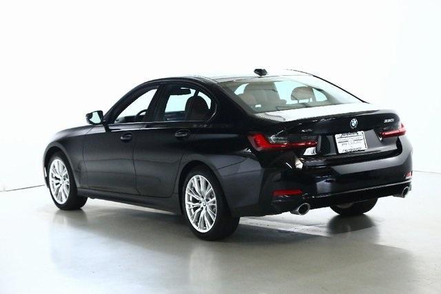Photo of 2023 Jet Black BMW 330