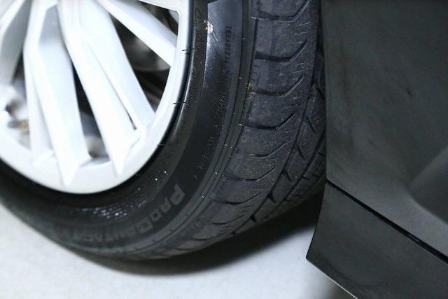 Photo of 2023 Jet Black BMW 330
