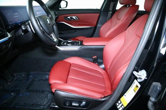 Photo of 2023 Jet Black BMW 330