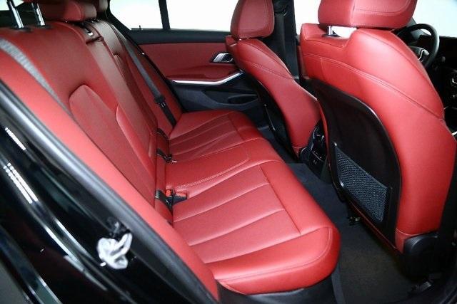 Photo of 2023 Jet Black BMW 330