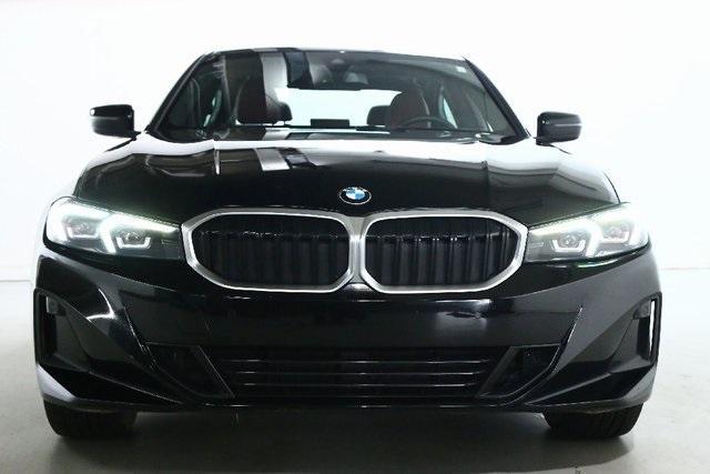 Photo of 2023 Jet Black BMW 330