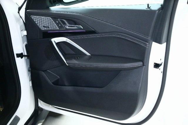 Photo of 2023 Alpine White BMW X1