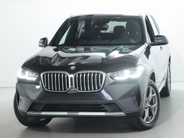 Photo of 2022 Dark Graphite Metallic BMW X3