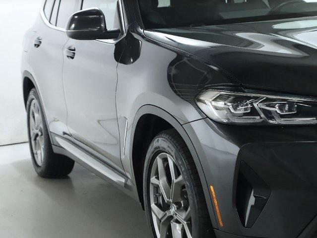 Photo of 2022 Dark Graphite Metallic BMW X3