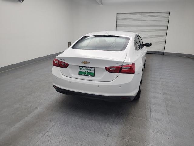 Photo of 2024 Summit White Chevrolet Malibu