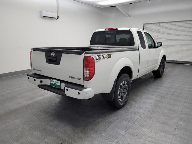 Photo of 2014 Glacier White Nissan Frontier