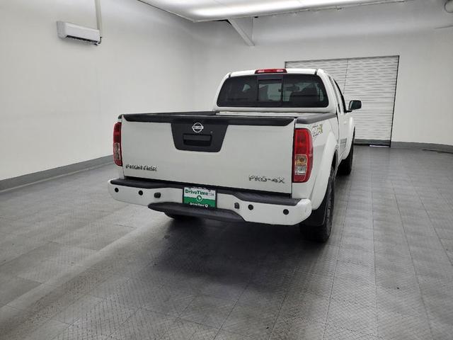 Photo of 2014 Glacier White Nissan Frontier