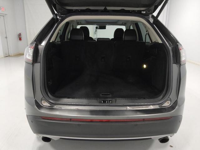 Photo of 2016 Magnetic Metallic Ford Edge