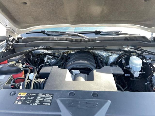 Photo of 2015 Silver Ice Metallic Chevrolet Silverado 1500
