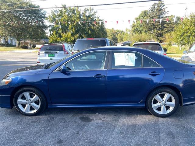 Photo of 2011 Blue Ribbon Metallic Toyota Camry